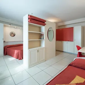 Aparthotel White Palace